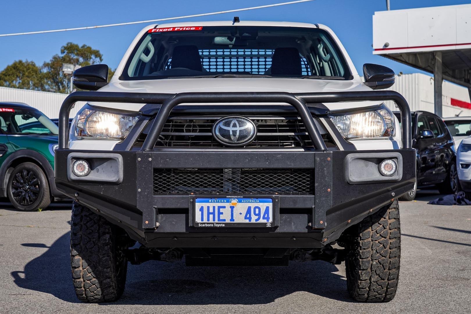 2020 Toyota Hilux SR in White