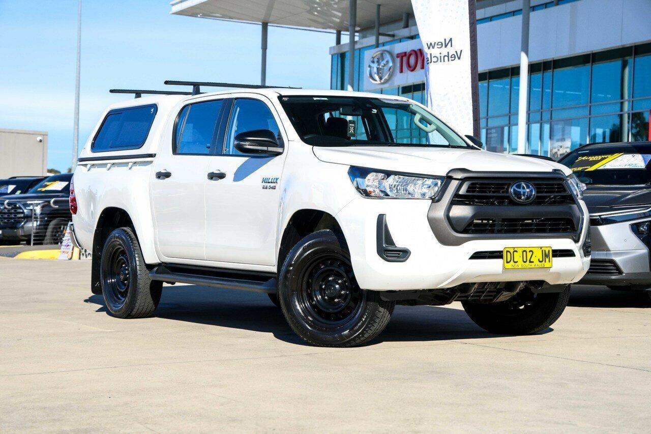 2021 Toyota Hilux SR in Other