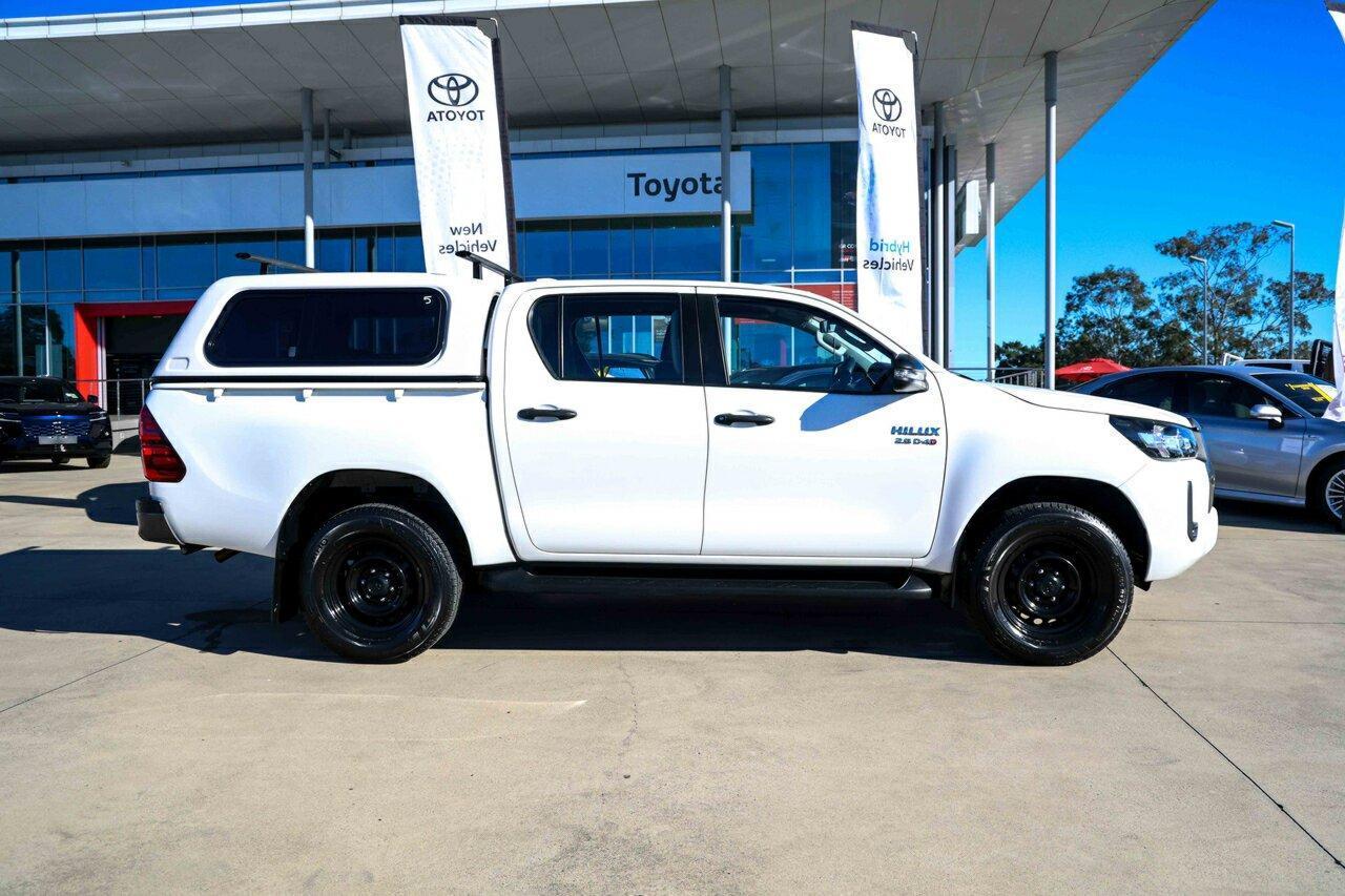 2021 Toyota Hilux SR in Other