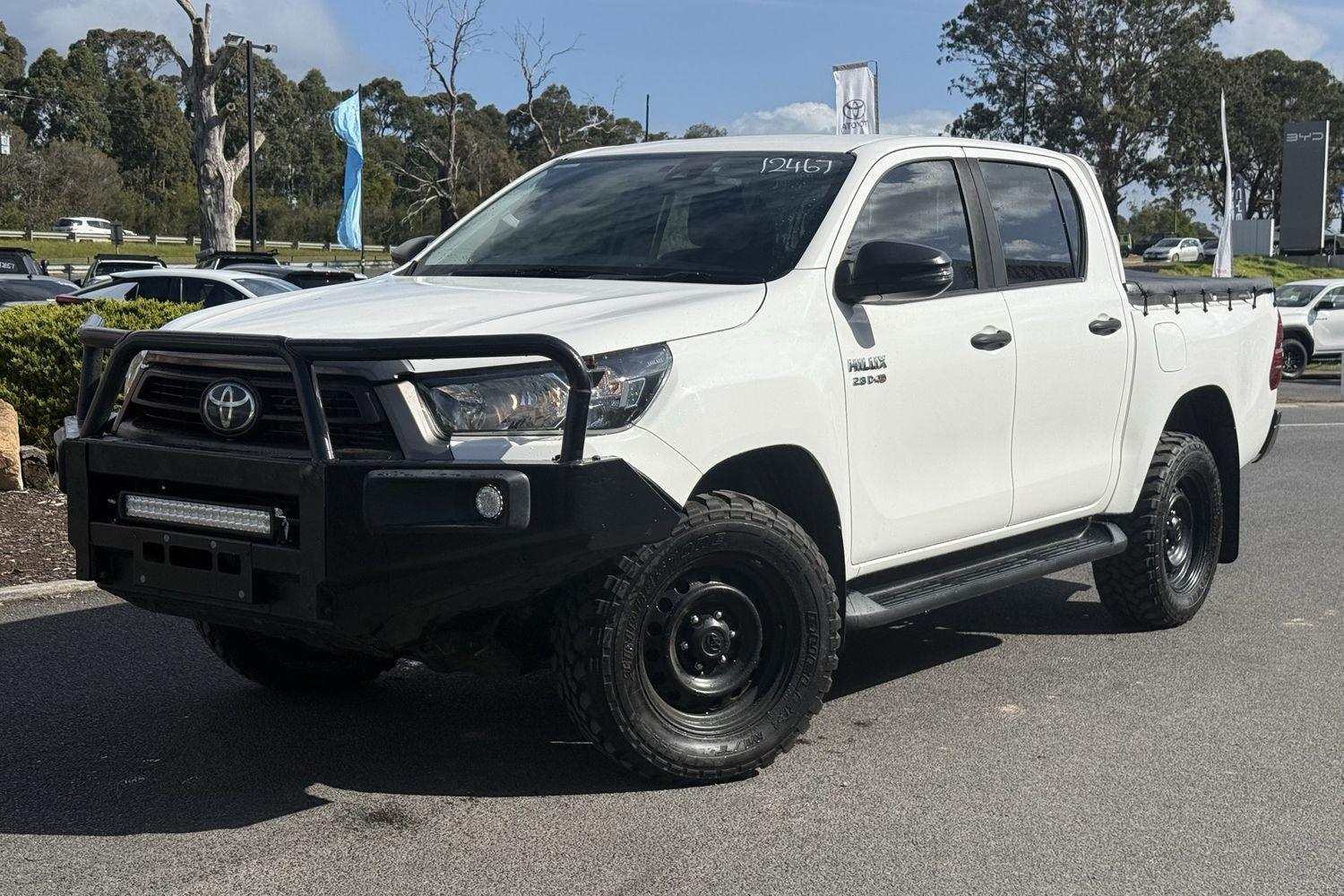 2022 Toyota Hilux SR in White