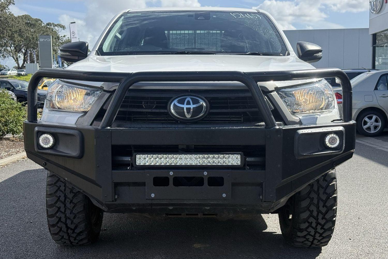 2022 Toyota Hilux SR in White