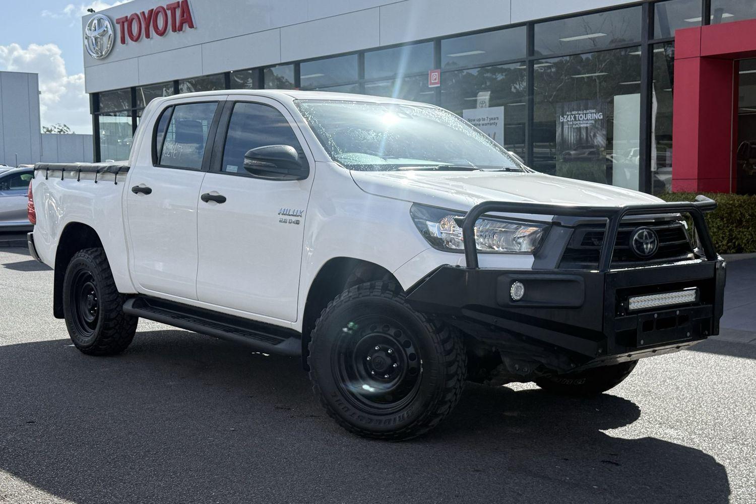 2022 Toyota Hilux SR in White