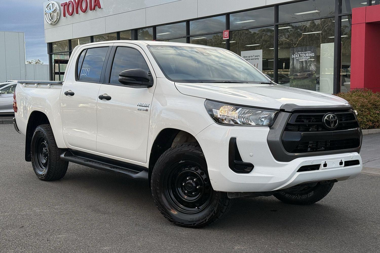2022 Toyota Hilux SR in White