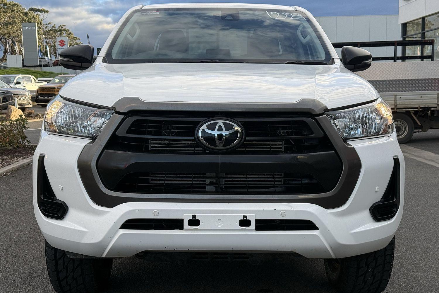 2022 Toyota Hilux SR in White