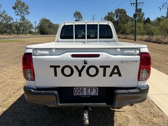 2021 Toyota Hilux SR in White