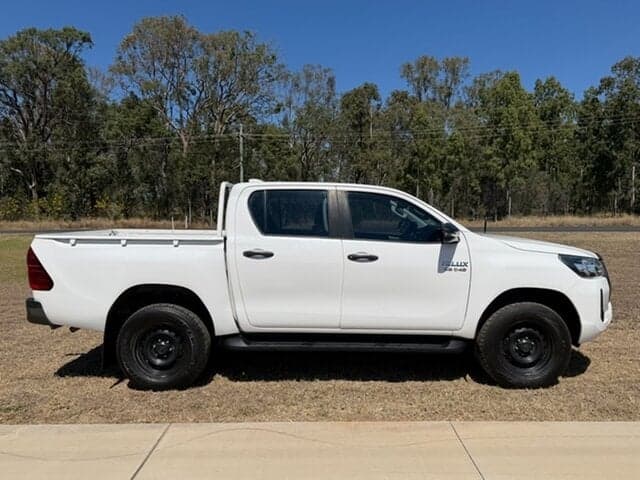 2021 Toyota Hilux SR in White
