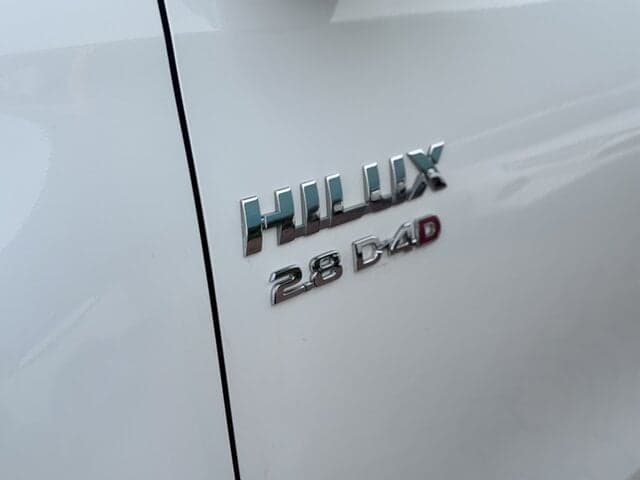 2020 Toyota Hilux SR in White