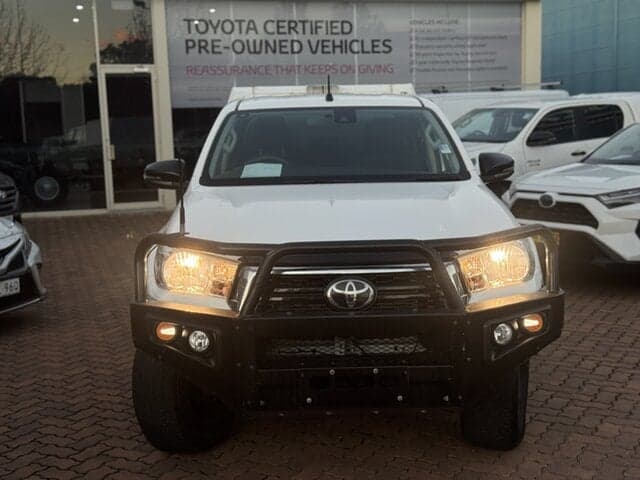2020 Toyota Hilux SR in White