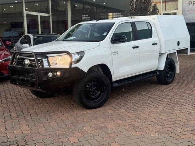 2020 Toyota Hilux SR in White