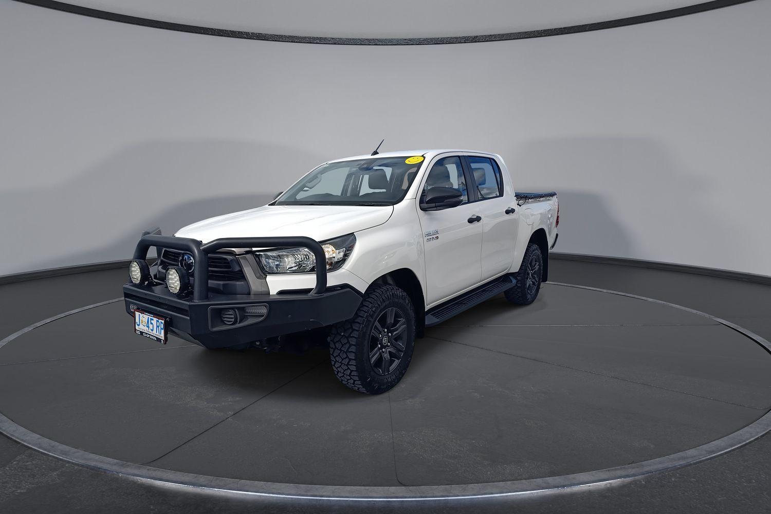 2021 Toyota Hilux SR in White