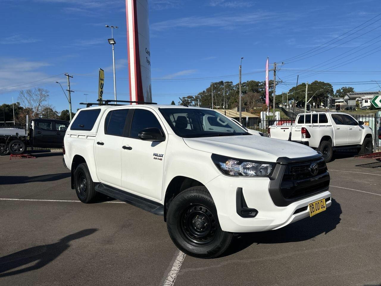 2021 Toyota Hilux SR in White