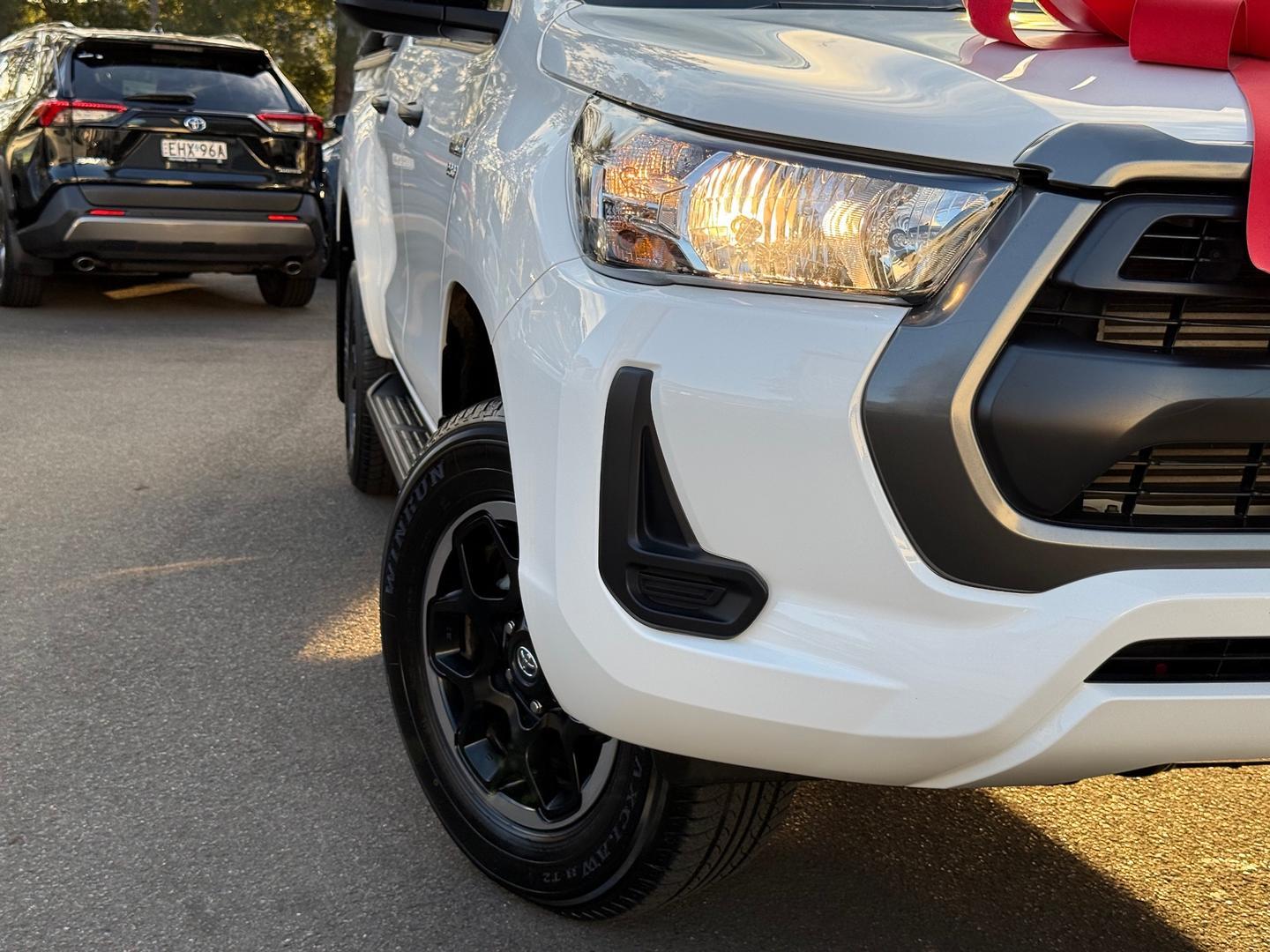 2022 Toyota Hilux SR in White