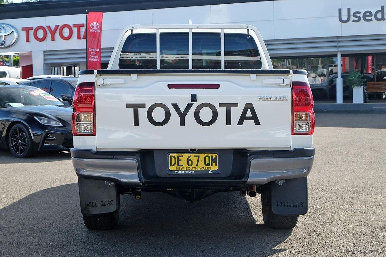 2022 Toyota Hilux SR in White