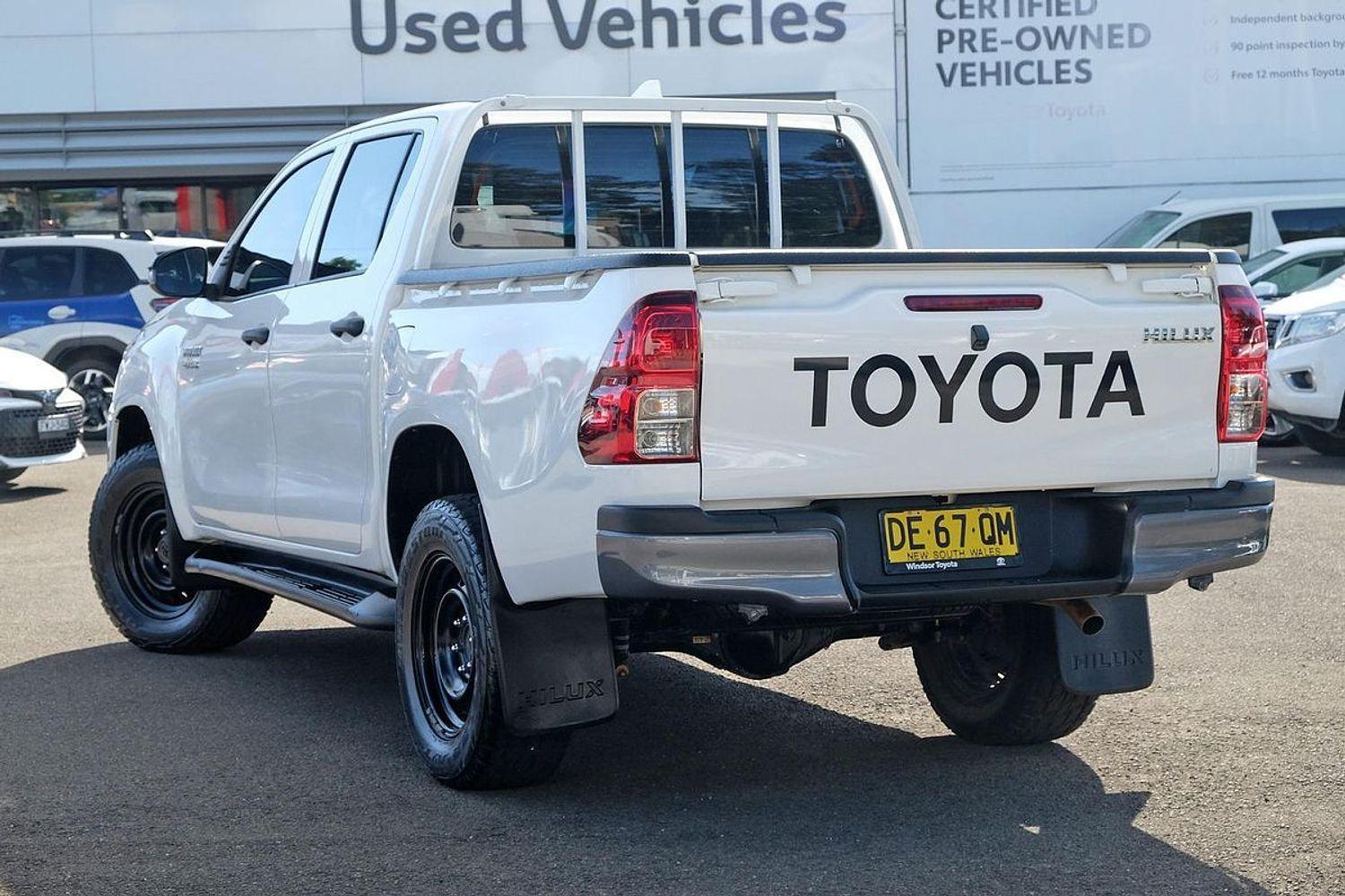 2022 Toyota Hilux SR in White