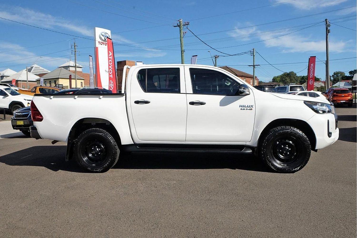 2022 Toyota Hilux SR in White