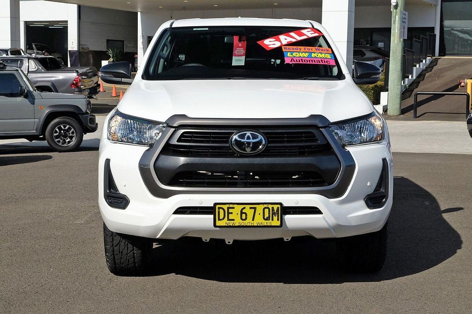 2022 Toyota Hilux SR in White