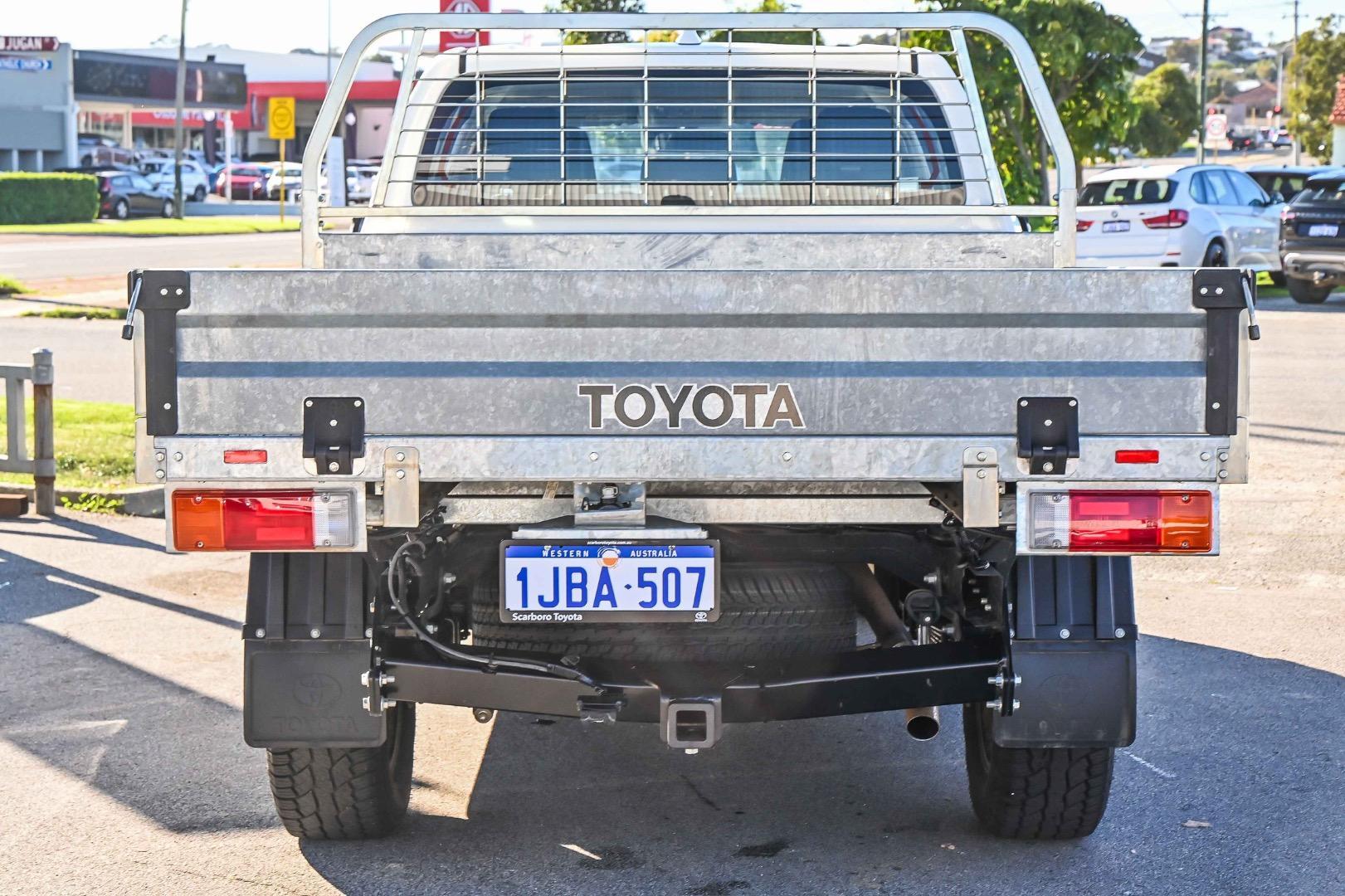 2023 Toyota Hilux SR in White