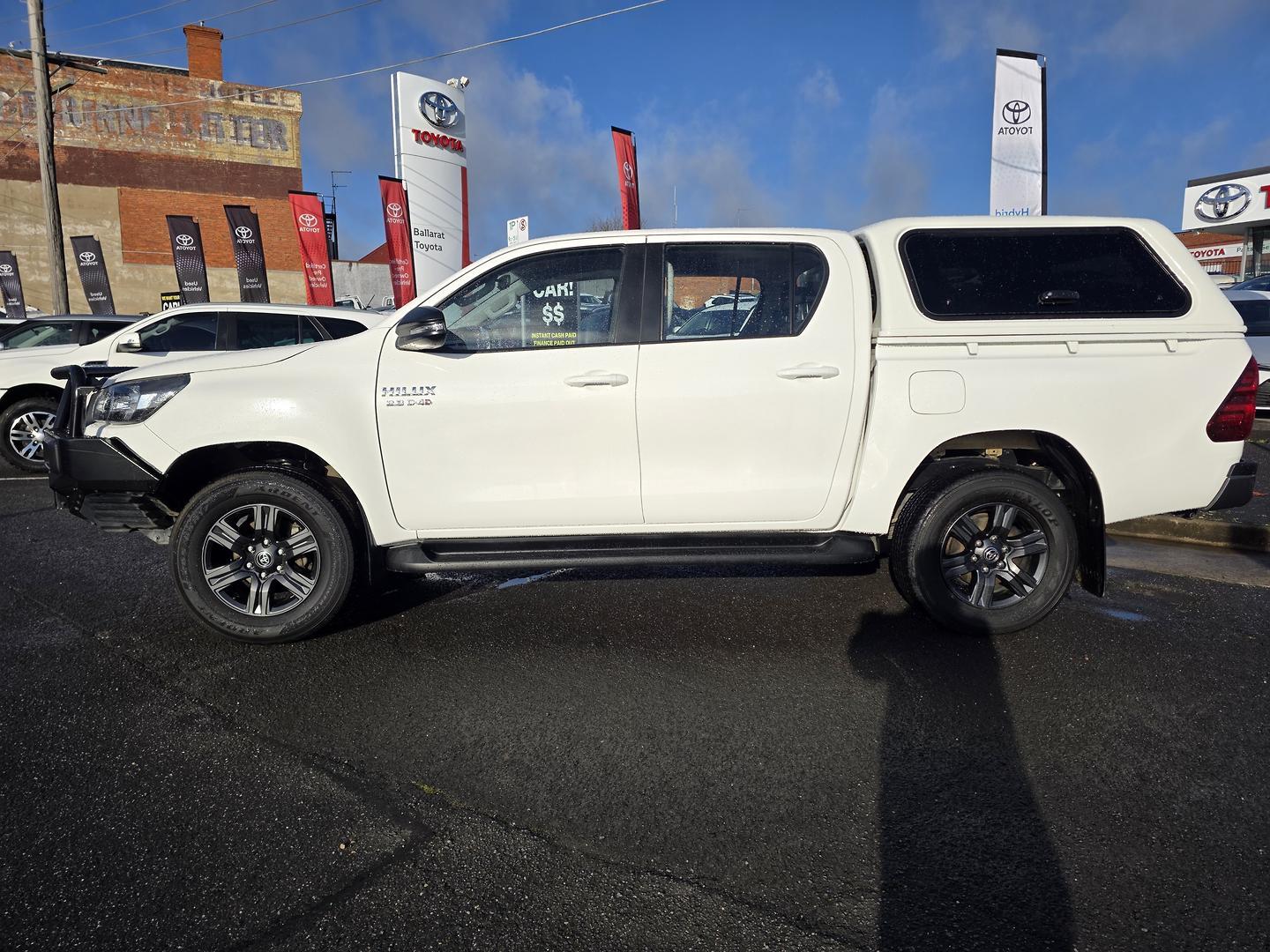 2023 Toyota Hilux SR in White