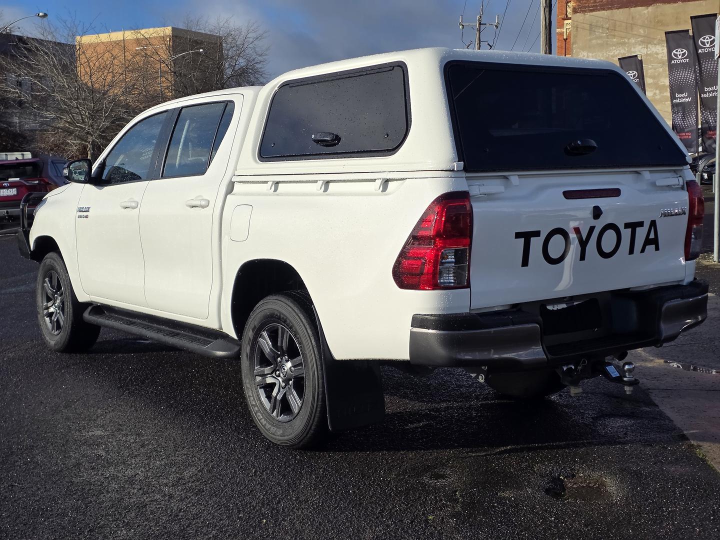 2023 Toyota Hilux SR in White