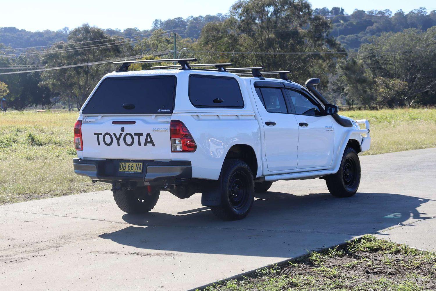 2018 Toyota Hilux SR in White