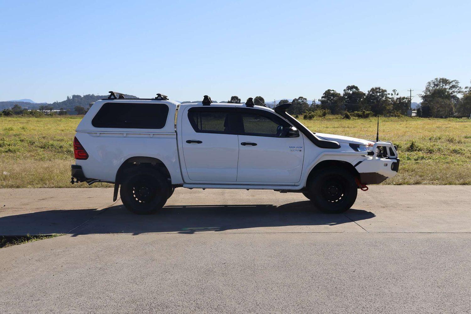 2018 Toyota Hilux SR in White