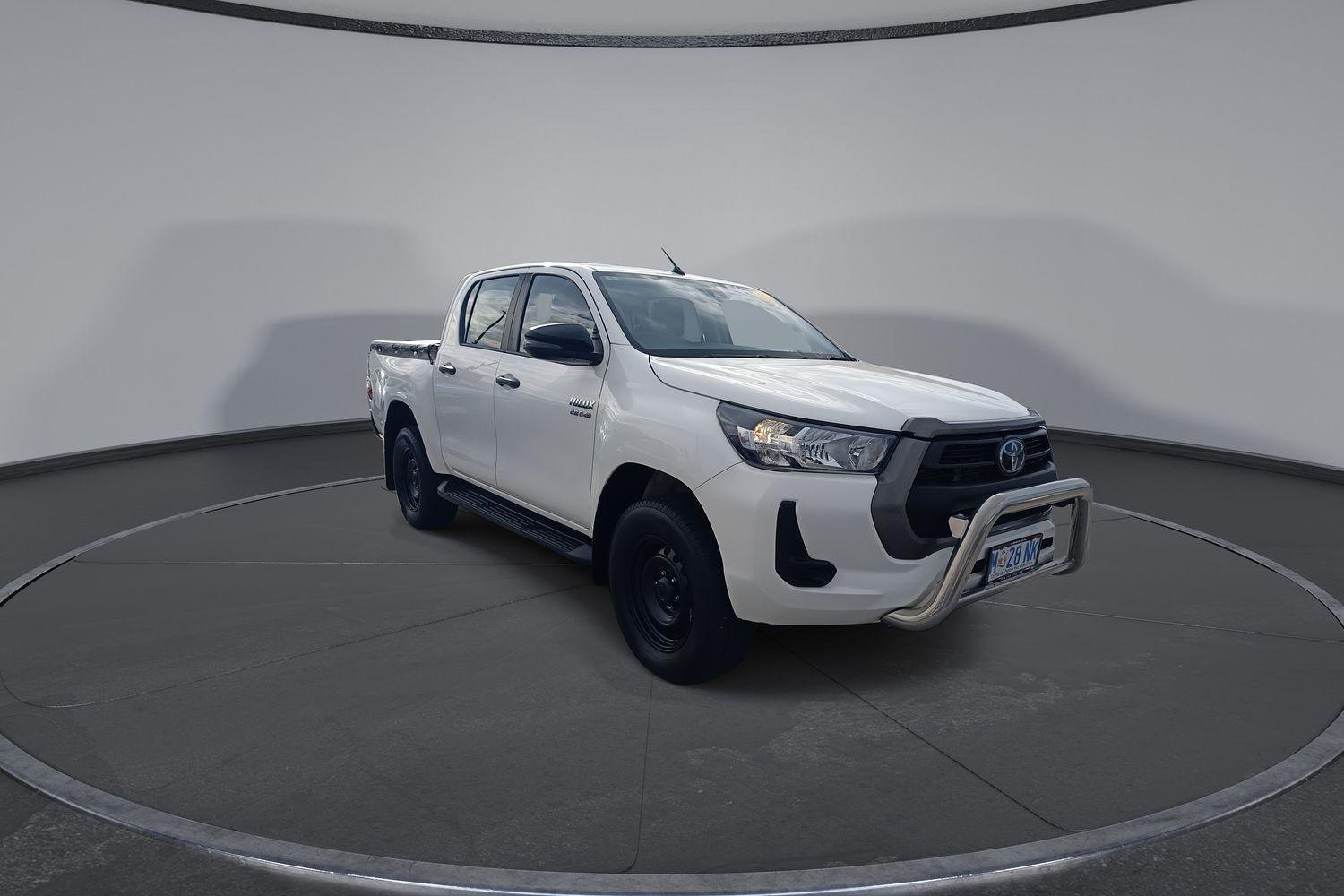 2021 Toyota Hilux SR in White
