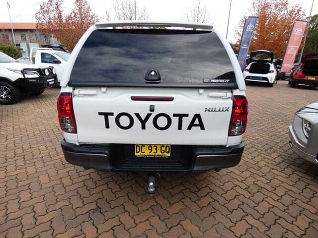 2021 Toyota Hilux SR in White