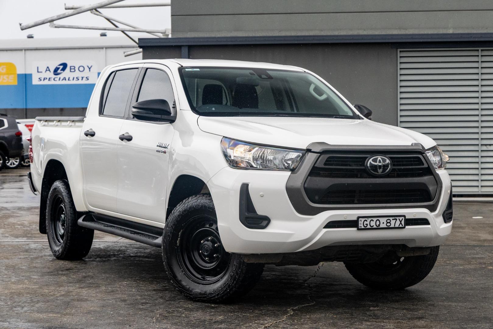 2022 Toyota Hilux SR in White