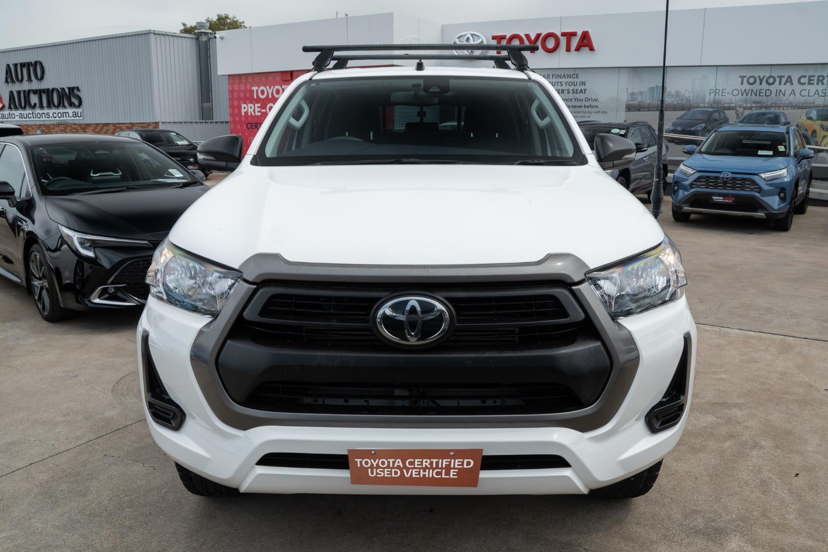 2021 Toyota Hilux SR in White