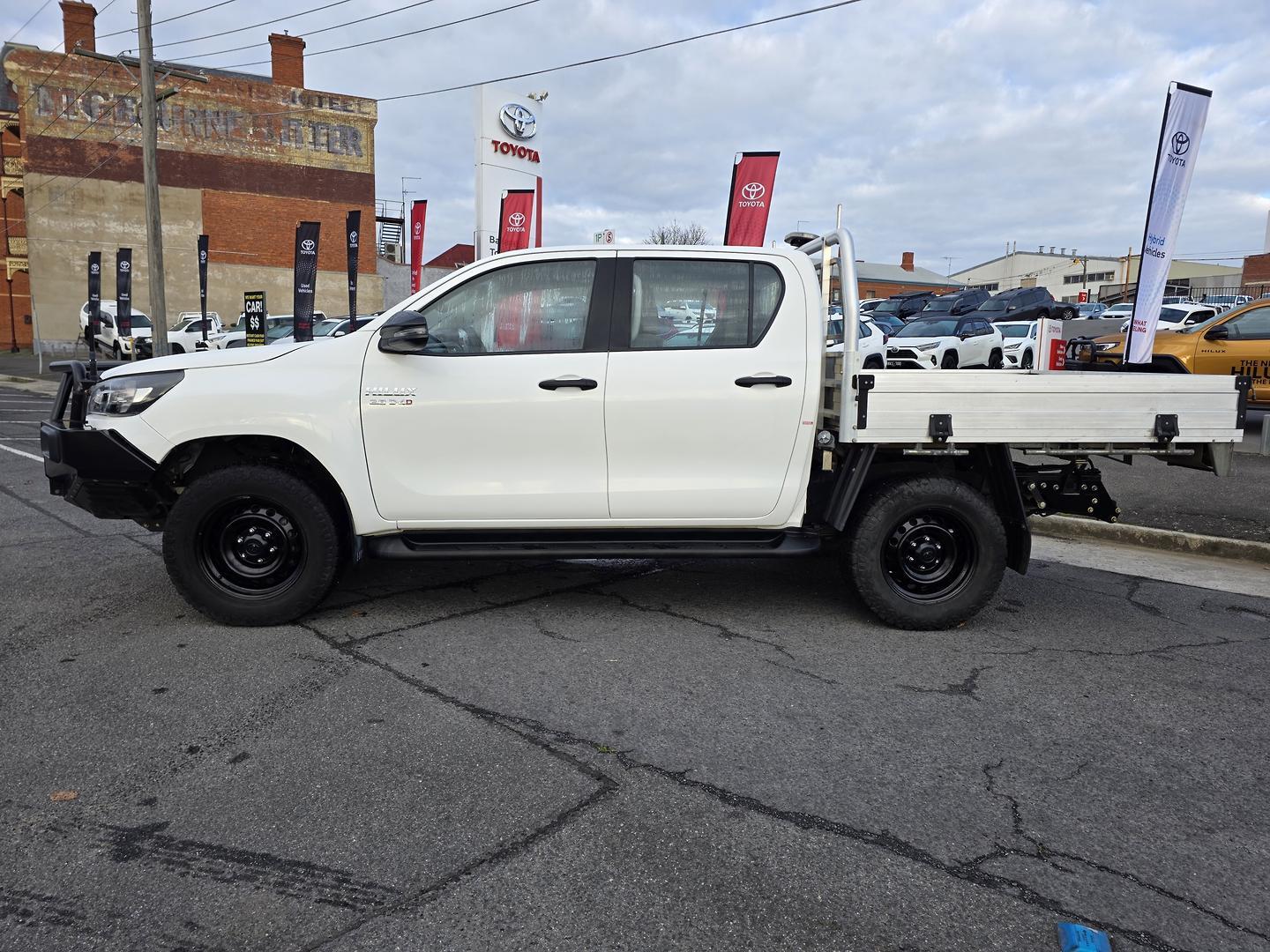 2022 Toyota Hilux SR in White