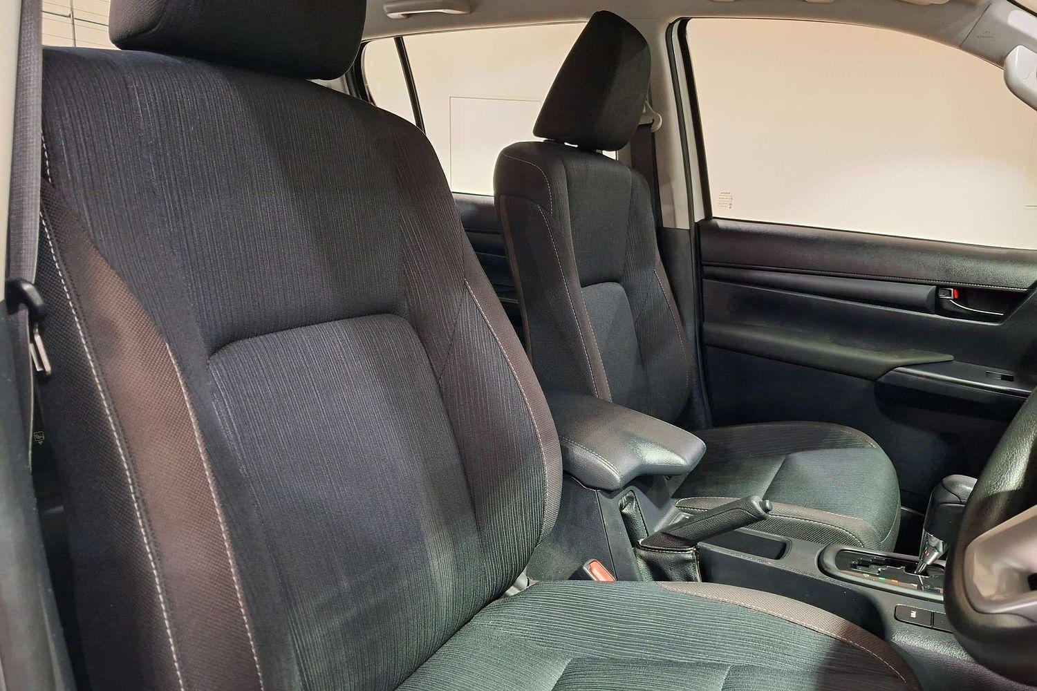 2022 Toyota Hilux SR in White