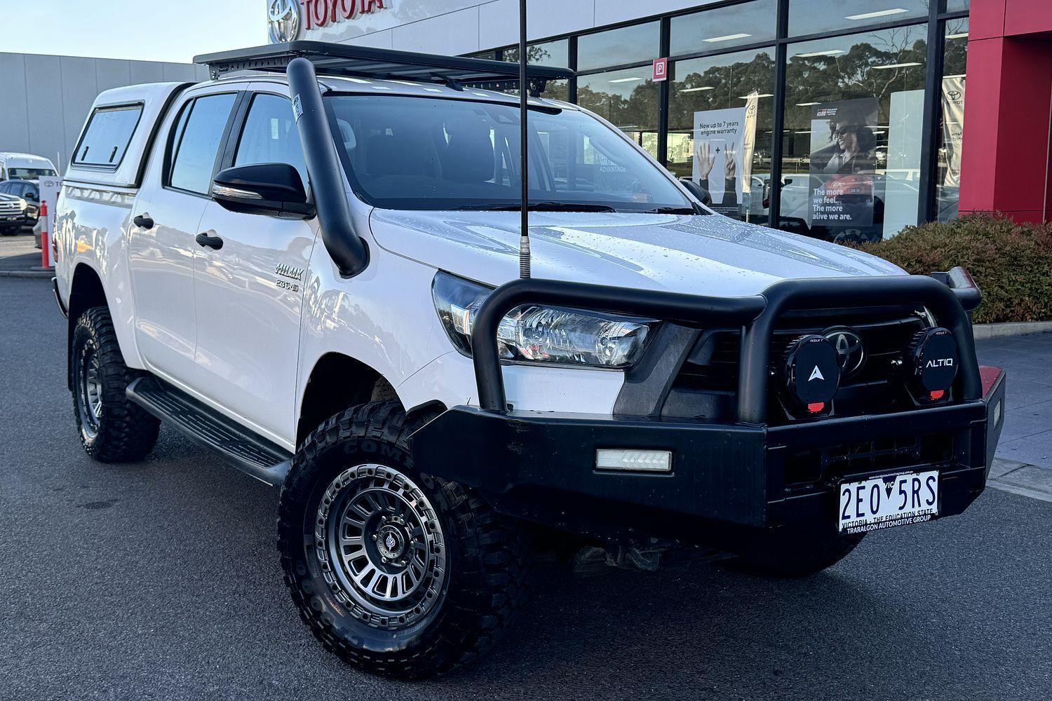 2020 Toyota Hilux SR in White