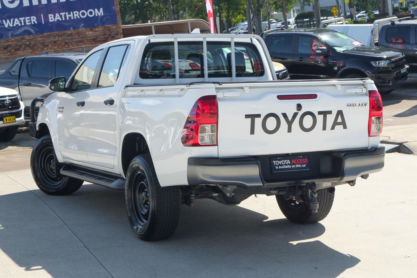 2022 Toyota Hilux SR in White
