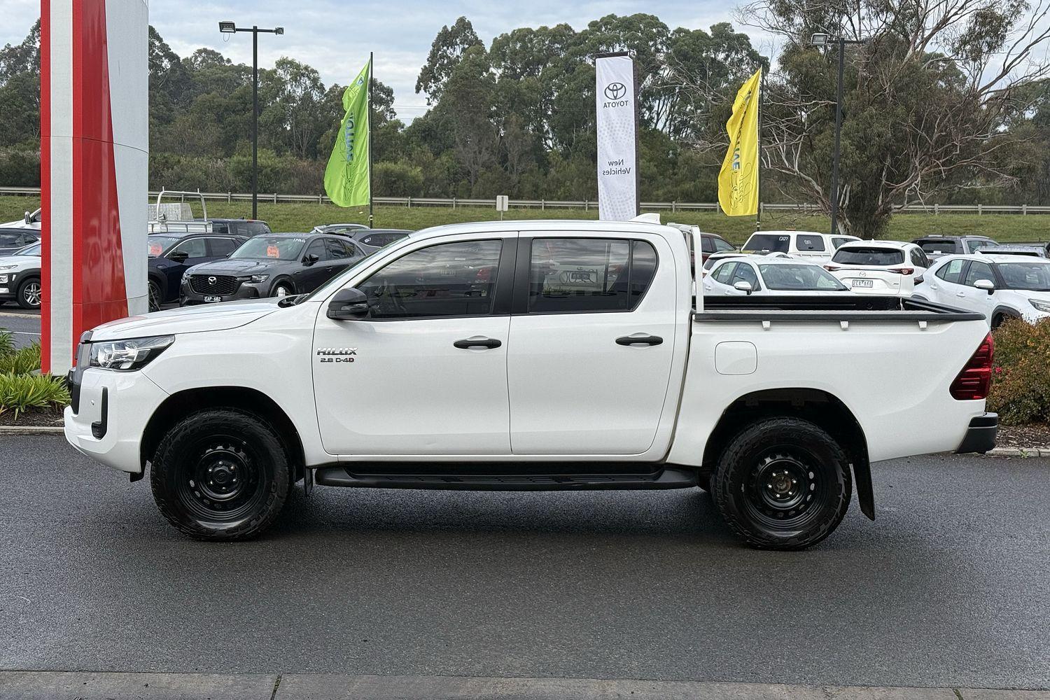 2022 Toyota Hilux SR in White