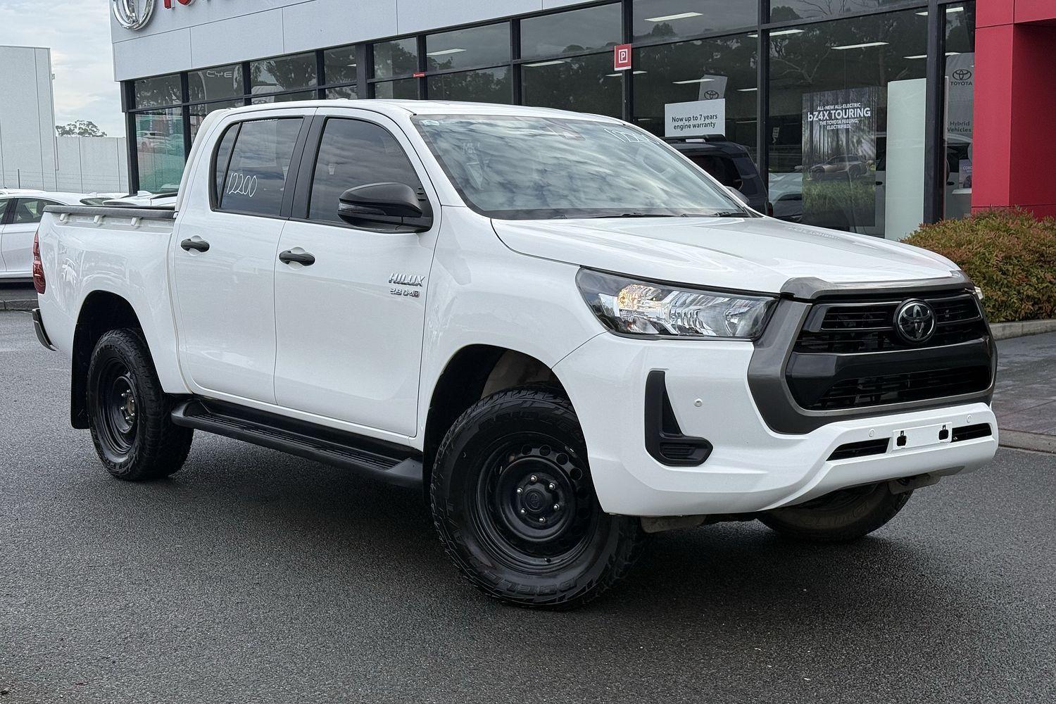 2022 Toyota Hilux SR in White