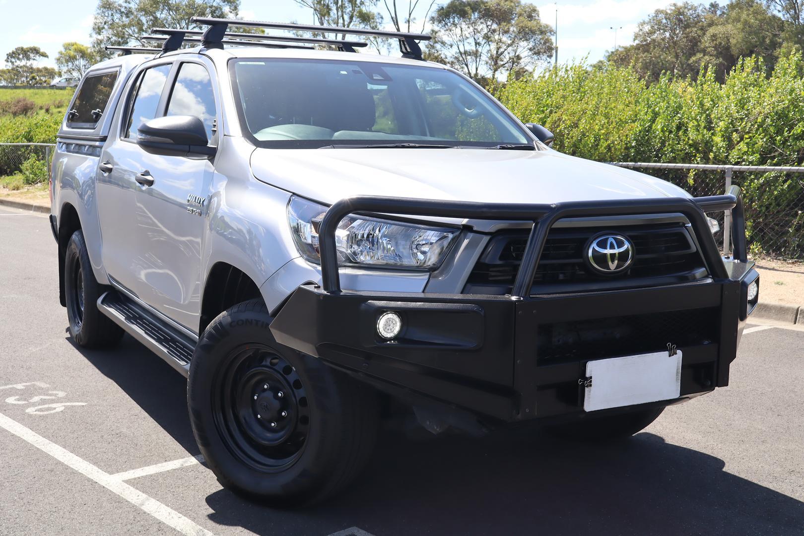 2022 Toyota Hilux SR in Silver