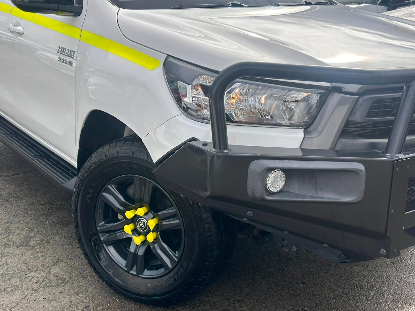 2023 Toyota Hilux SR in White