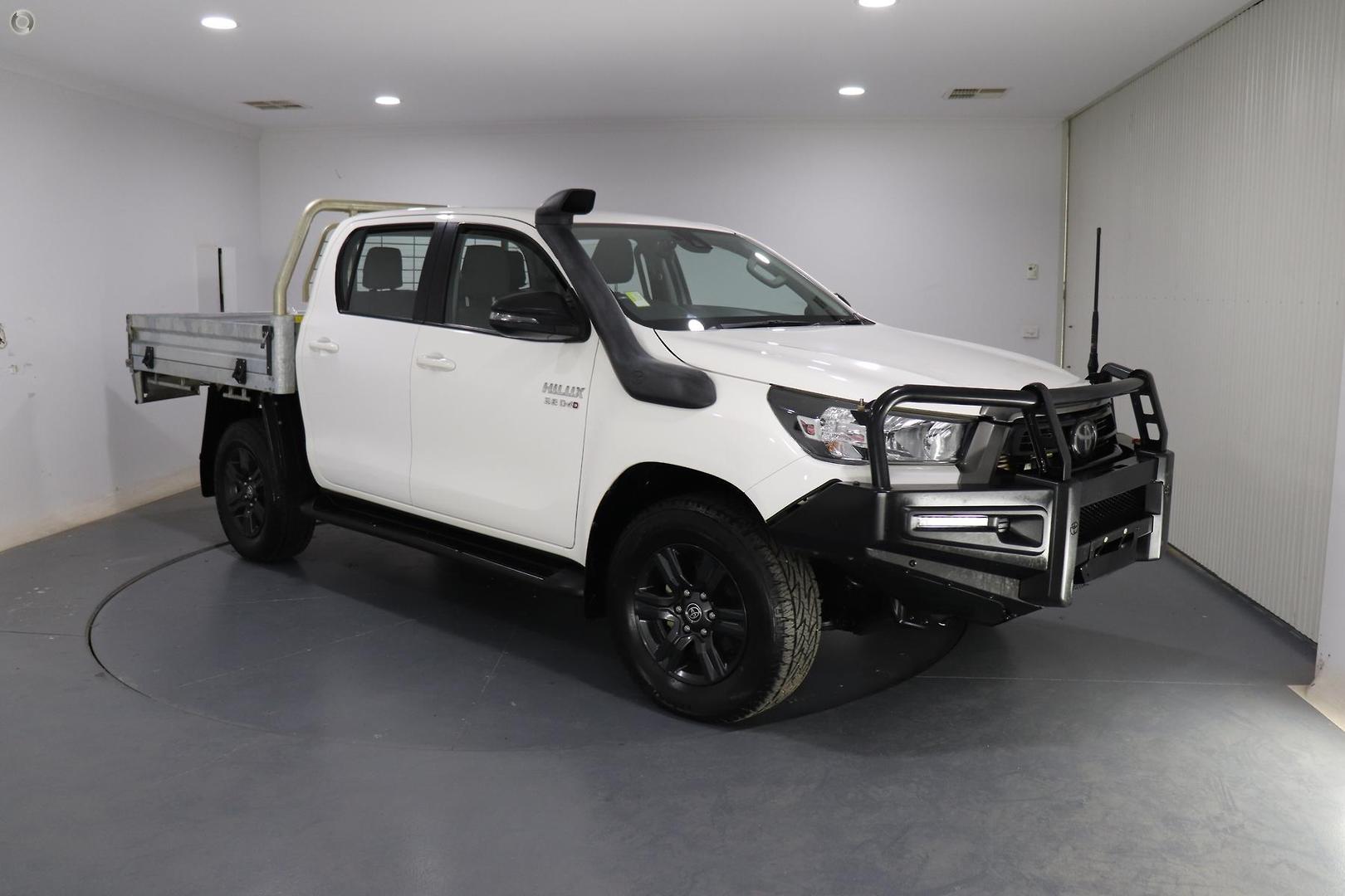 2023 Toyota Hilux SR in White