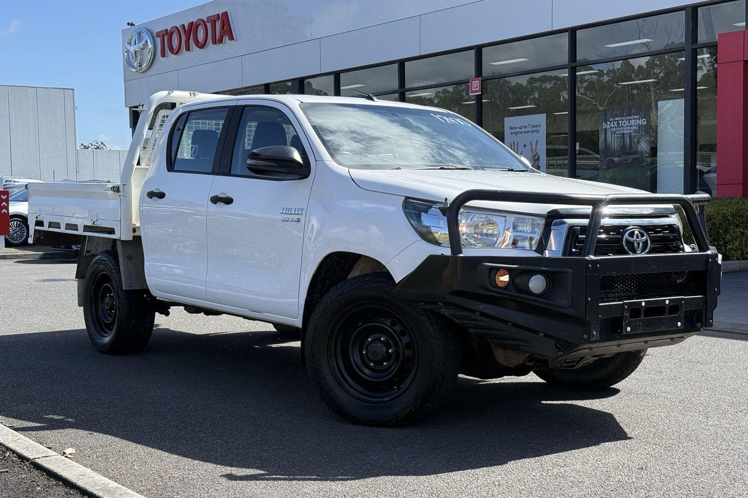 2019 Toyota Hilux SR in White