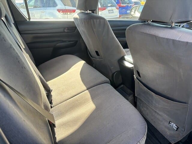 2019 Toyota Hilux SR in White