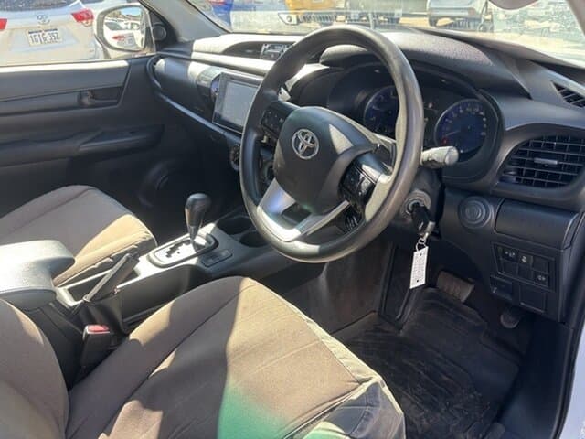 2019 Toyota Hilux SR in White