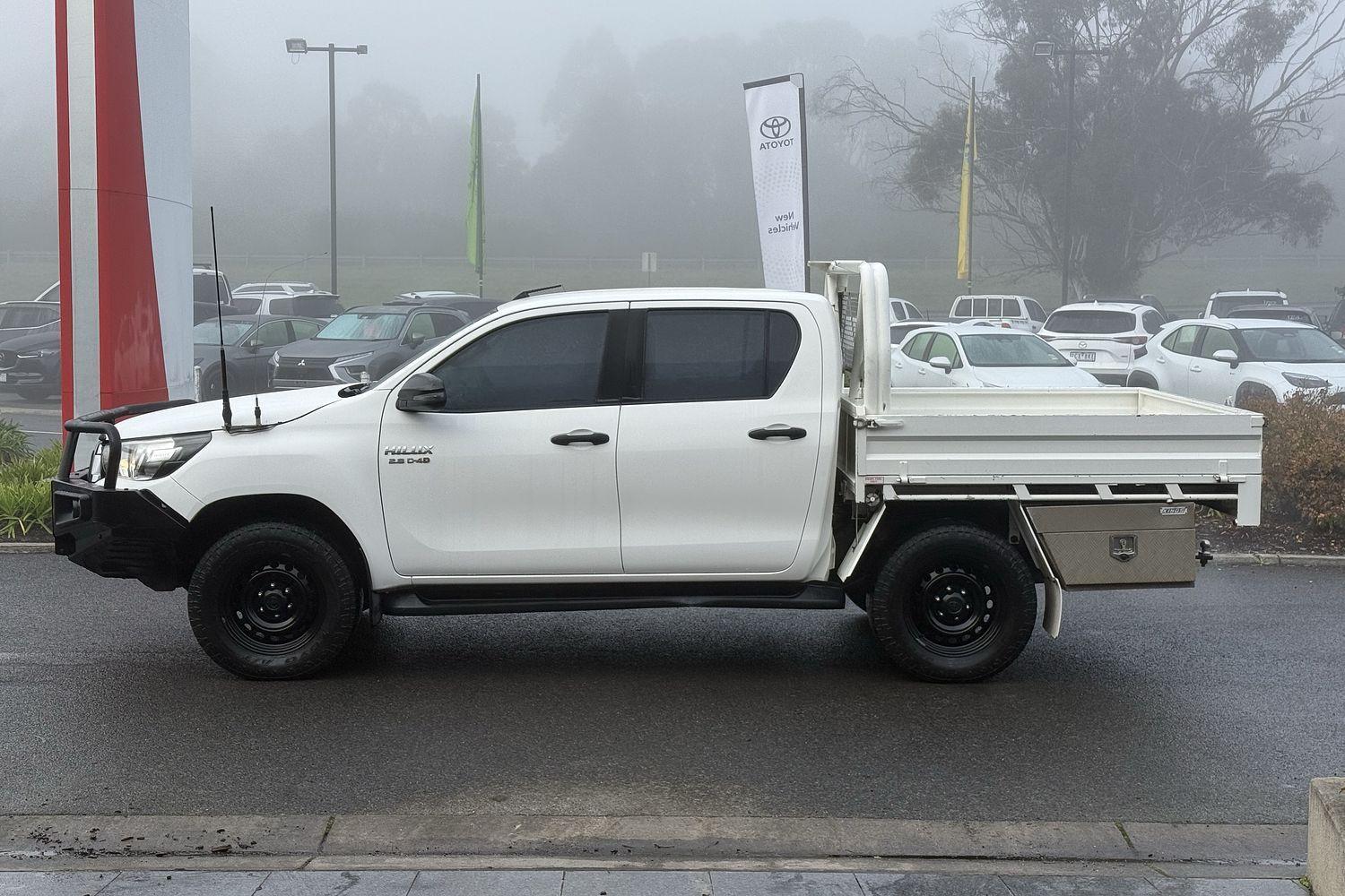 2019 Toyota Hilux SR in White