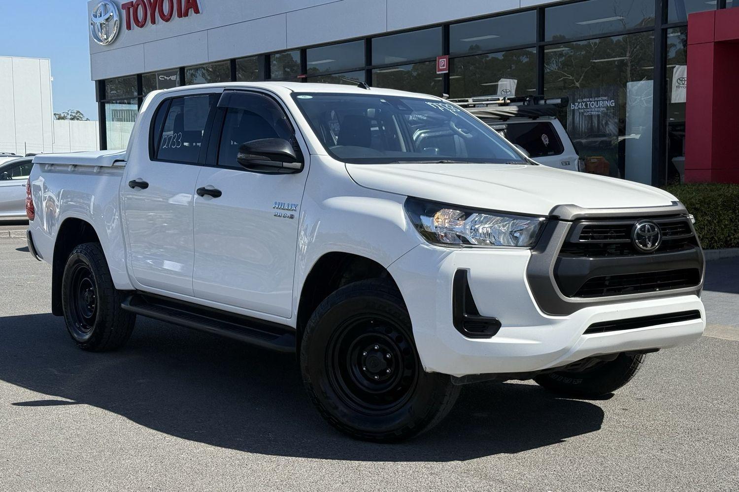 2021 Toyota Hilux SR in White