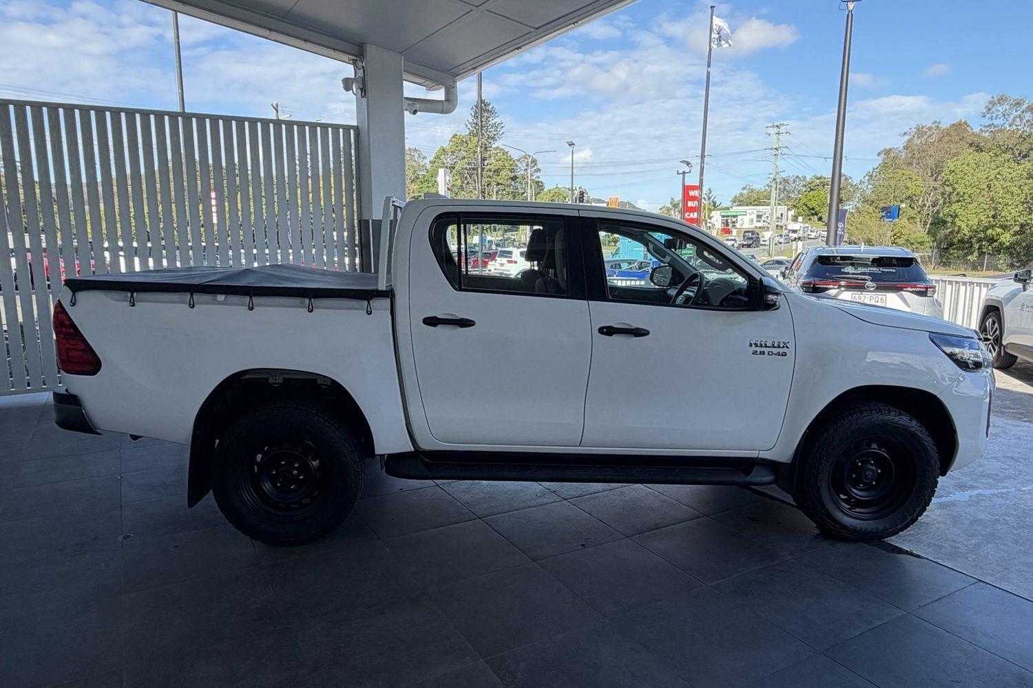 2022 Toyota Hilux SR in White