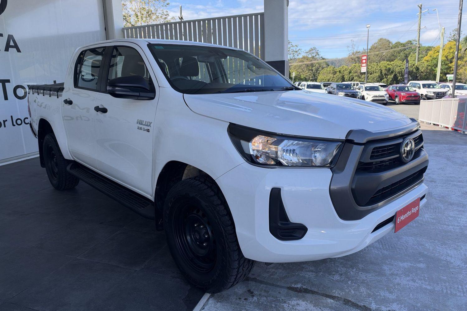2022 Toyota Hilux SR in White