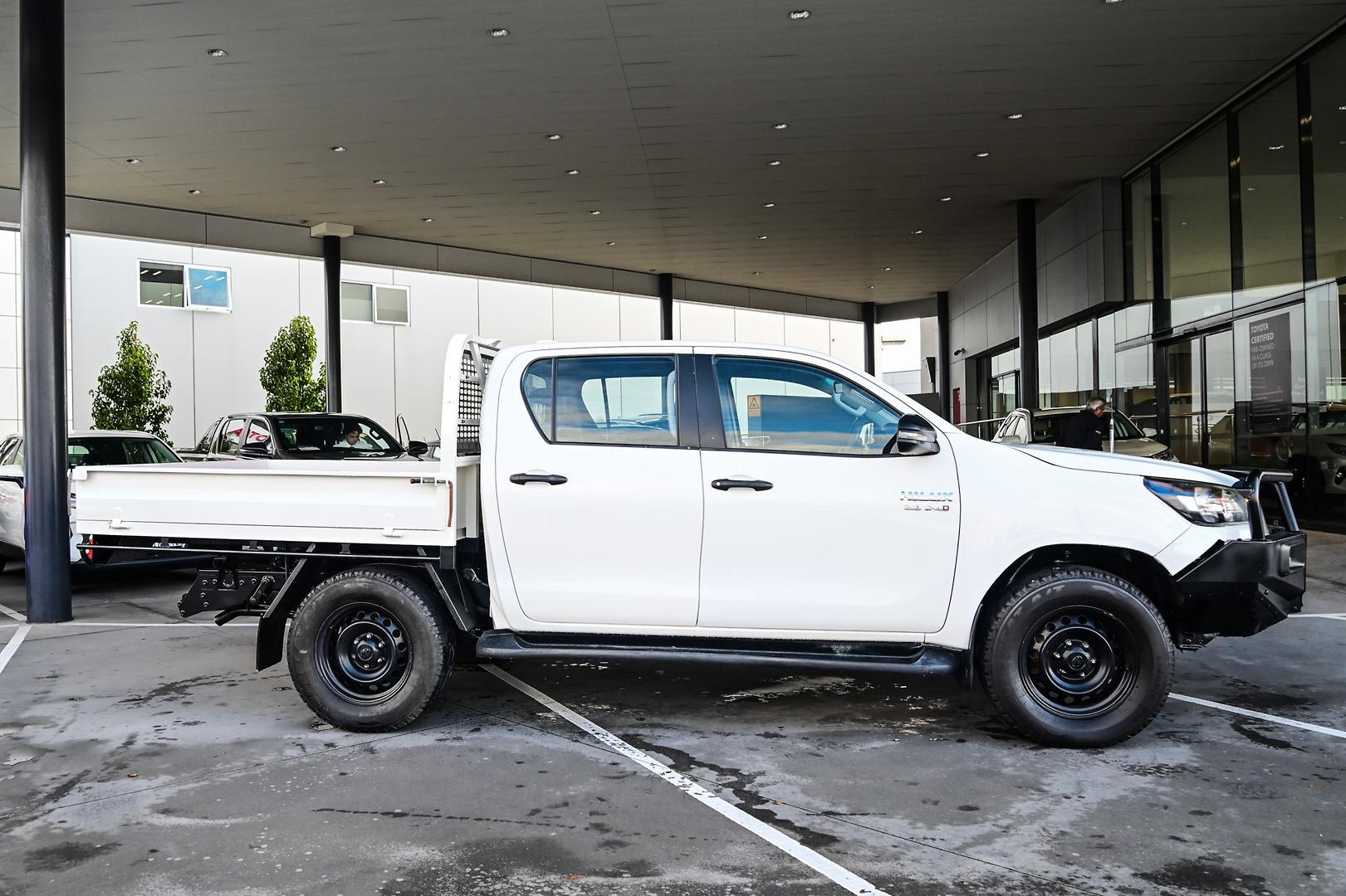 2022 Toyota Hilux SR in White