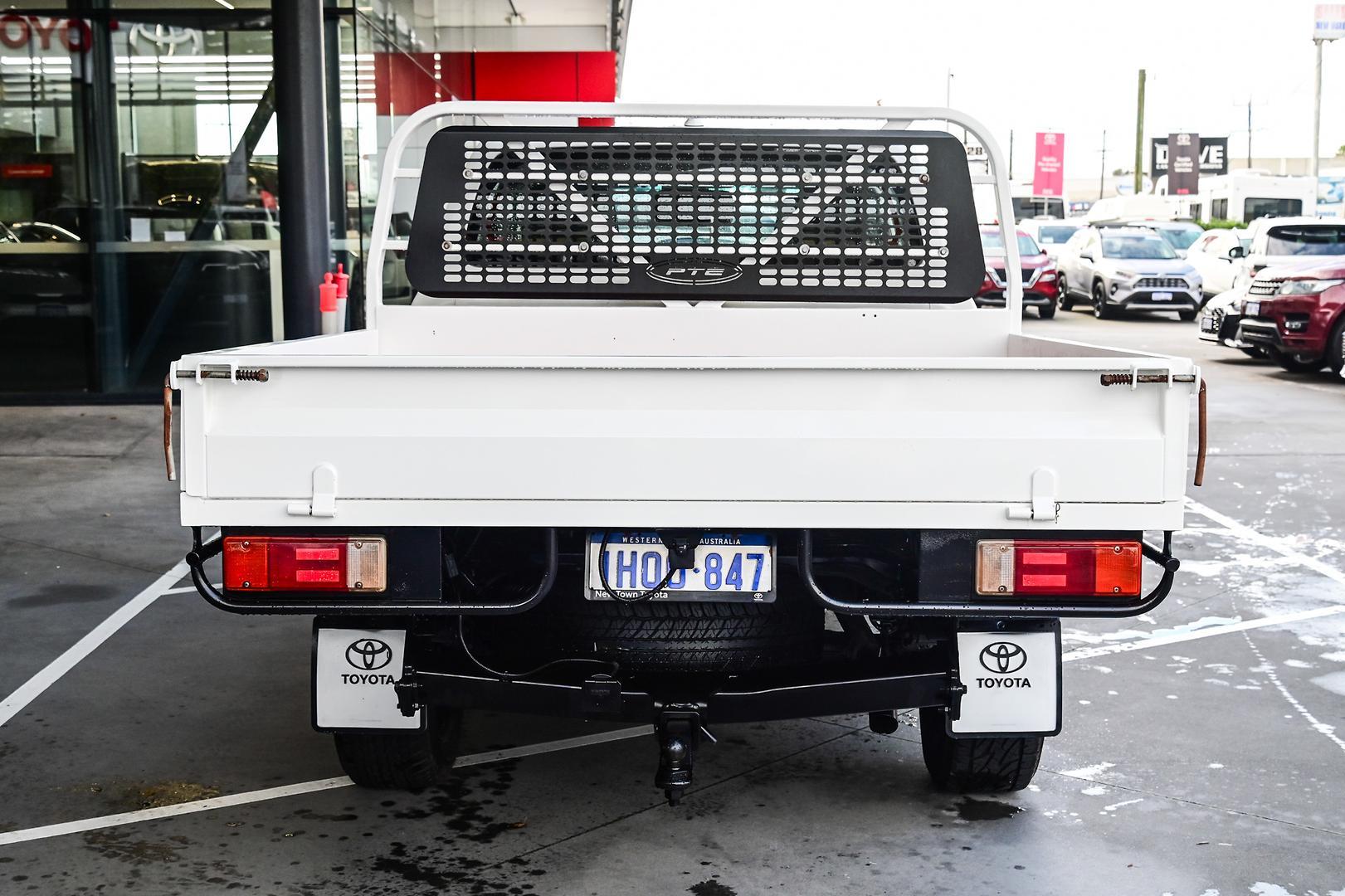 2022 Toyota Hilux SR in White