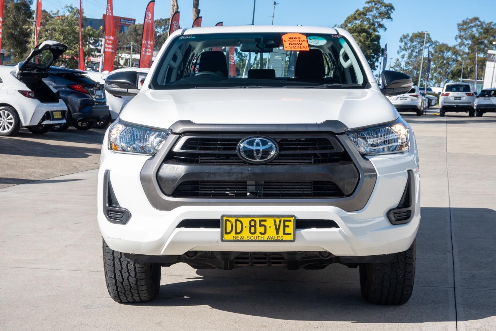 2022 Toyota Hilux SR in White