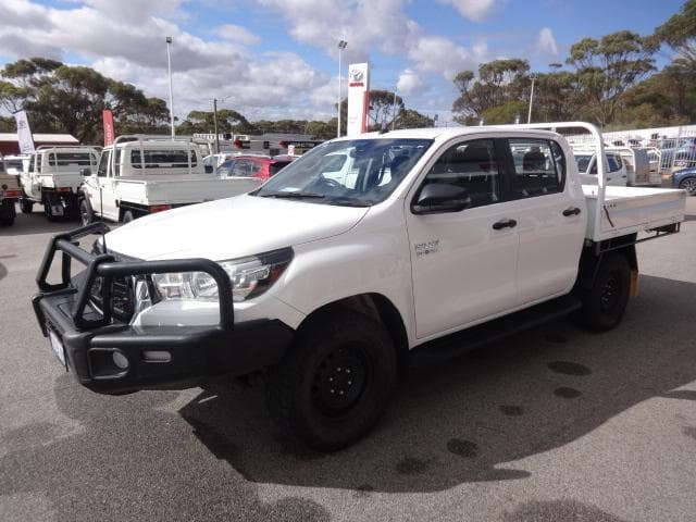 2019 Toyota Hilux SR in White