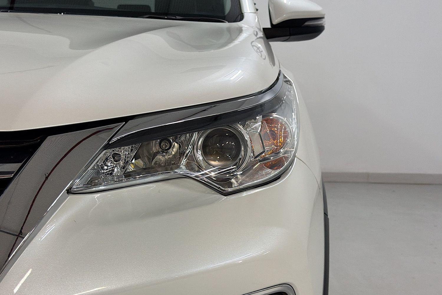 2018 Toyota Fortuner GXL in White